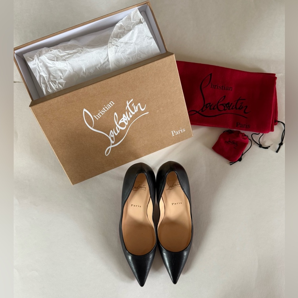Christian Louboutin Apostrophy Pumps